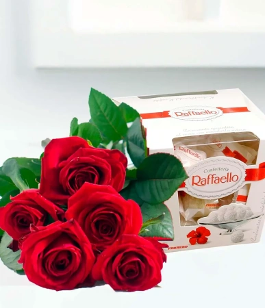 5 красных роз и конфет Raffaello